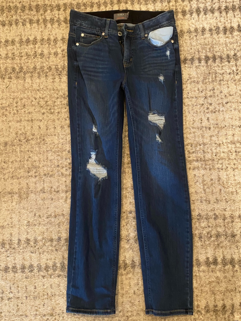Dark Blue Distressed Women’s Jeans Torrid 10R